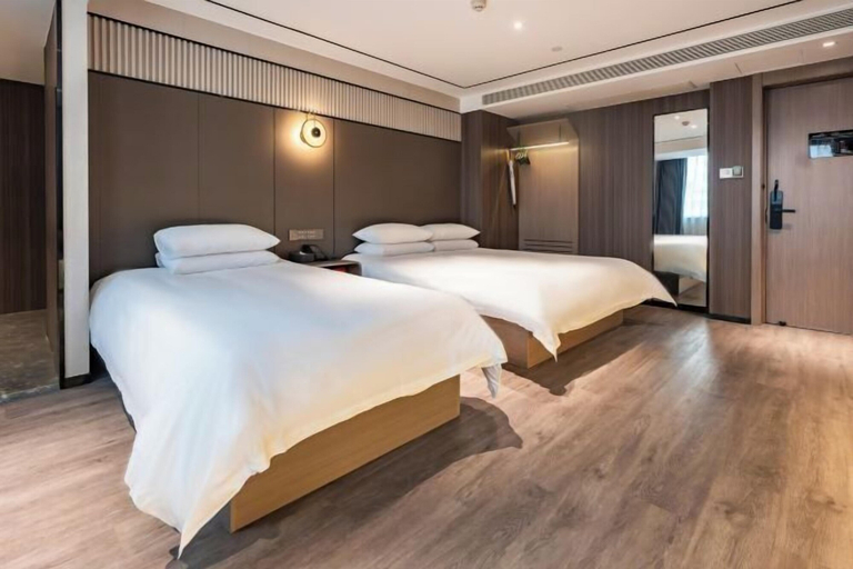 Bedroom 3, Kan Hotel, Lishui