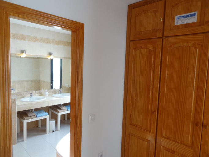3, Sol y Luna Room & Suite Lanzarote Holidays - Heated pool!, Las Palmas