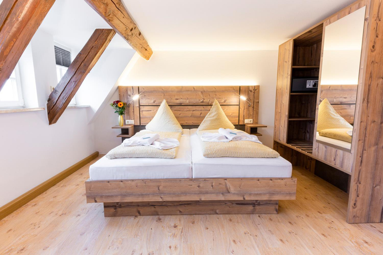 Bedroom, Waldgasthof Bad Einsiedel, Erzgebirgskreis