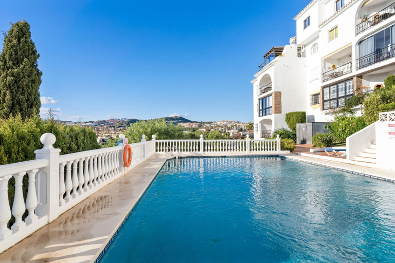Room 4, Apartment With Roof Terrace and Pool - Ref 129, Málaga