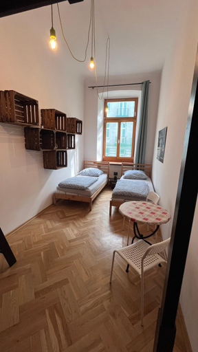 Bedroom 1, H. Kloss Rooms, Łódź