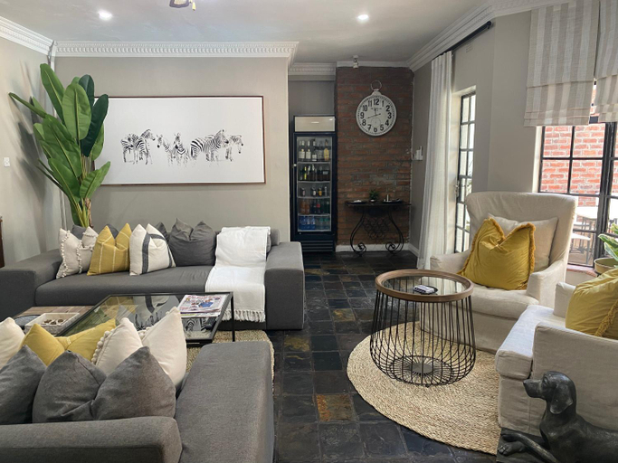Others 3, The Leslie Executive Hotel, Blantyre City