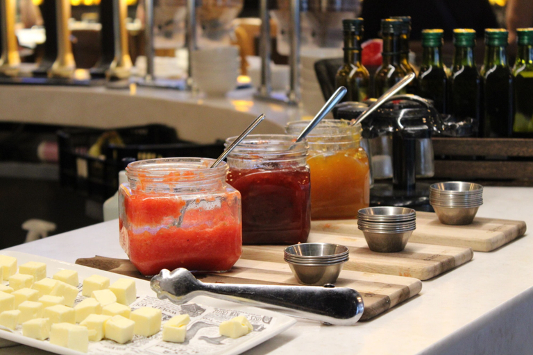 Food & Drinks 5, The Central House Madrid Lavapiés - Hostel, Madrid