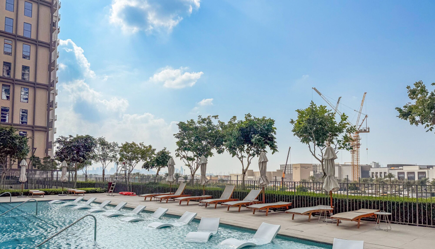 Sport & Beauty 3, LUX The Collective Dubai hills Suite, Dubai