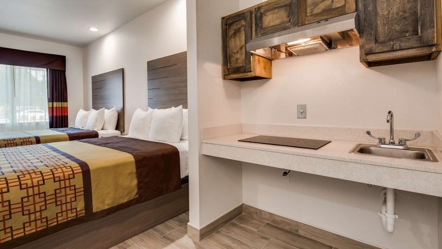 Bedroom 3, SureStay by Best Western Baytown, Harris