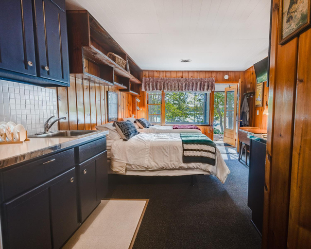 Bedroom 3, Sportsman's Motel and Resort, Vilas