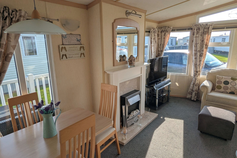 Living area 5, Beachcomber Cabin Dog Friendly - Anderby Creek, Lincolnshire