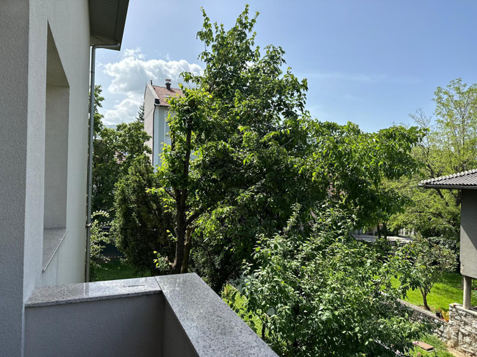 Others 4, Villa Naomi, Sarajevo