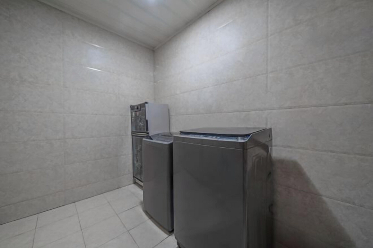 Bathroom 3, Shangjie Fashion Hotel, Shanghai