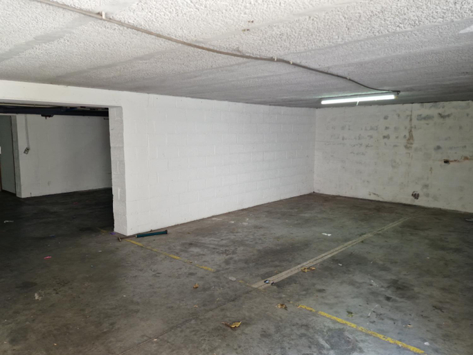 Others 5, Hotel Eurocap, Bruxelles
