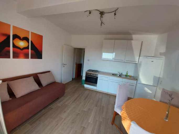 Others 4, APARTMANI BELVEDERE BILO, Primošten