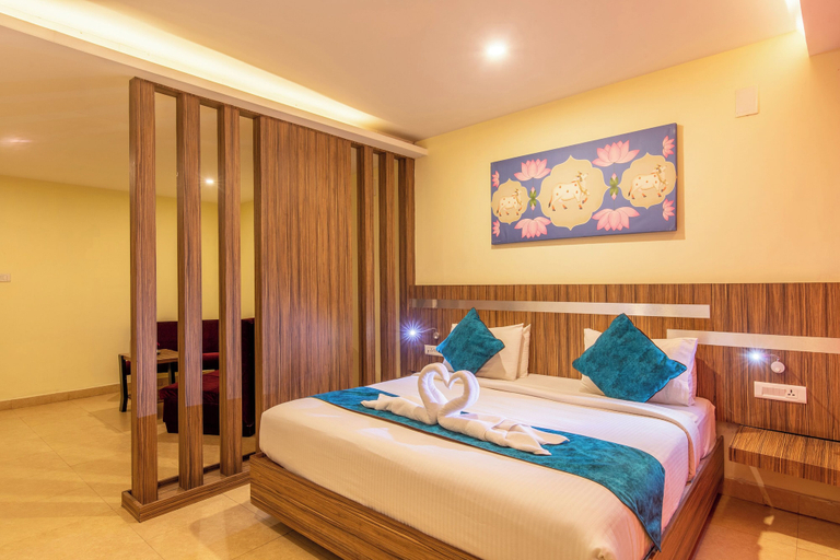 Bedroom 3, Vinayaga Inn by Poppys Ooty, The Nilgiris