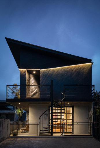 T Lofts, Badung