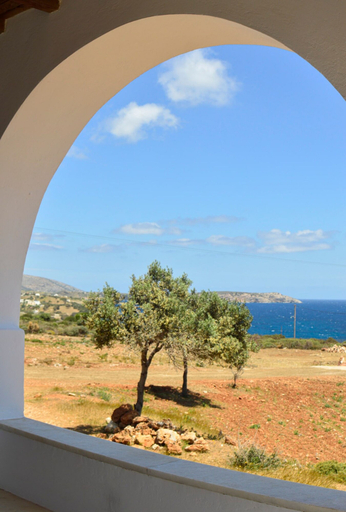 Others 2, Villa Rouvis With Outdoor Hot Tub, South Aegean