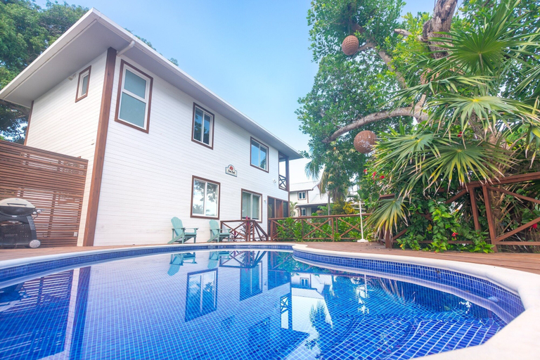 Pool 4, Casa Palmera 2 Bedroom Home by RedAwning, Roatán