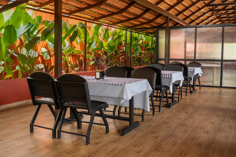 Food & Drinks 3, Poojari's Nirantara - Kabini, Mysore