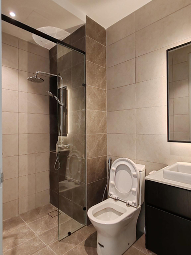 Bathroom 10
