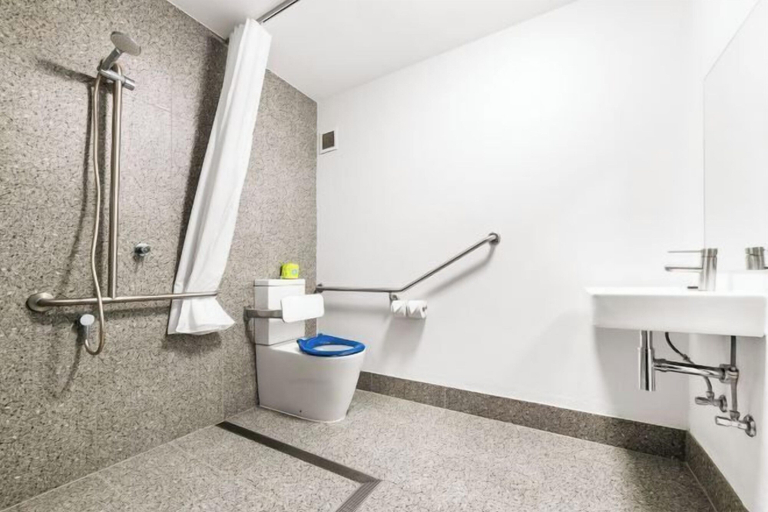 Bathroom 21