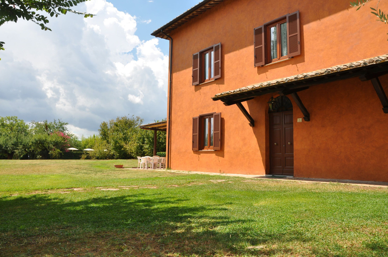 Room 3, Villa i Noccioli - 18 Sleeps Private Pool, Viterbo