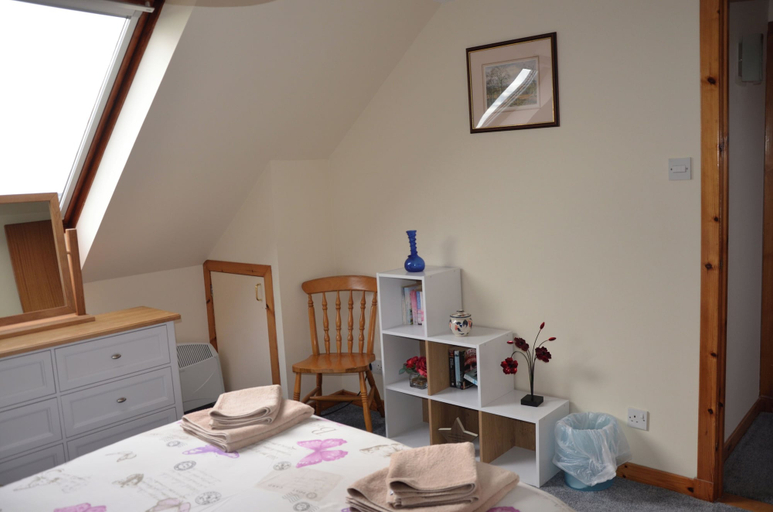 Room 3, Oran na Mara, Highland