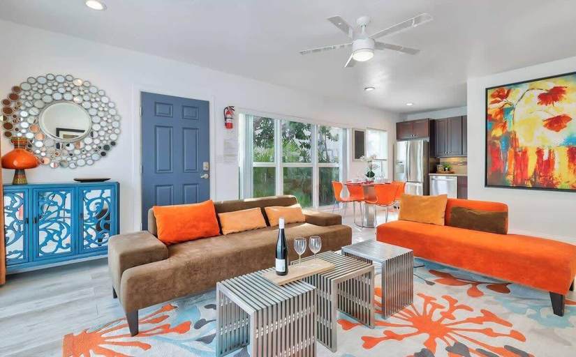 Room 4, Orange Dream on the Water, Broward