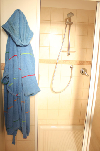Bathroom 5, B&B Il Falco e l'Ulivo, Latina