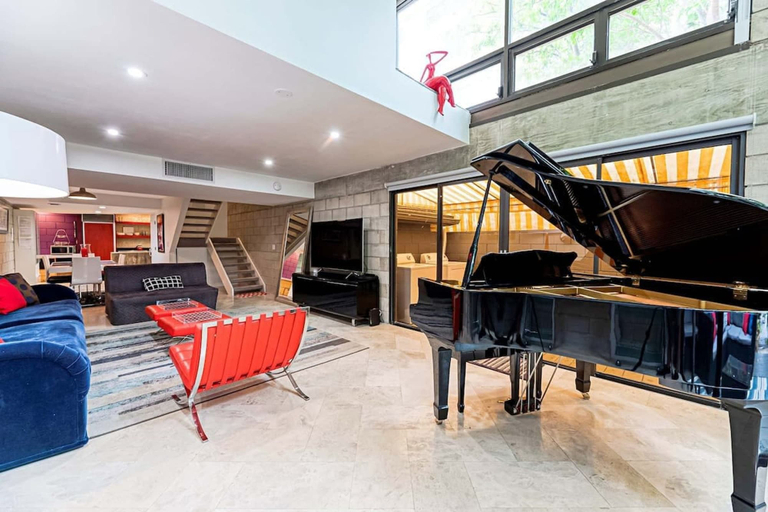 Room 4, Piano House on the Water, Broward