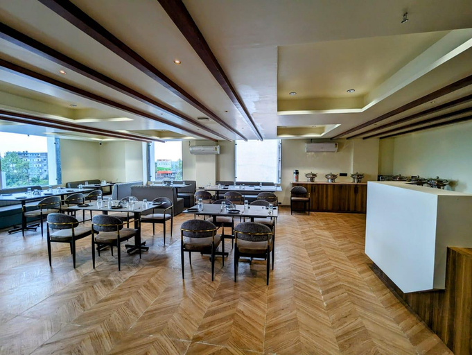 Food & Drinks 4, Hotel Majestic By NxtJen Hospitality, Dadra and Nagar Haveli