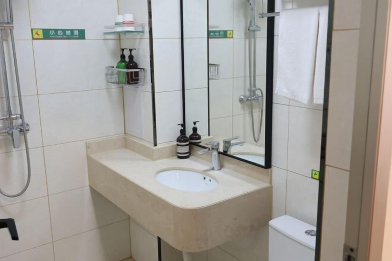 Bathroom 4, Xicui Hotel (Beijing Baizhifang), Beijing