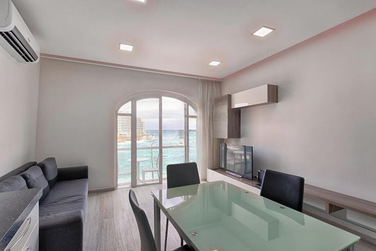 Interior 5, Seafront Designer Bliss in Central St Julian's, St Julian's