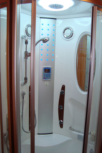 Bathroom 4, Hotel Begolli, Priština