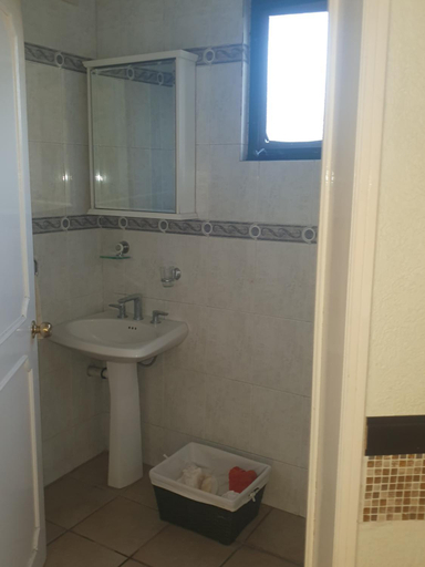 Bathroom 4, Casa Albatros, Querétaro