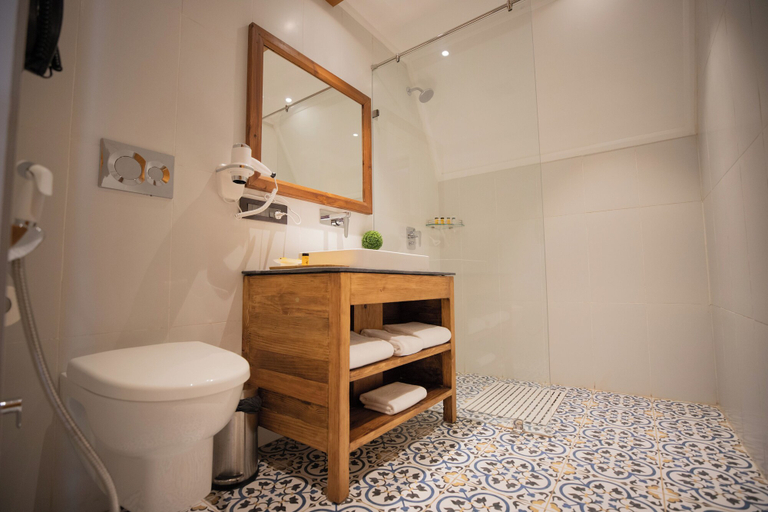 Bathroom, The Pear Orchard By Countryside, Nainital