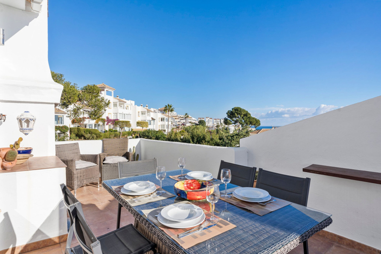 Room 3, Apartment With Roof Terrace and Pool - Ref 129, Málaga