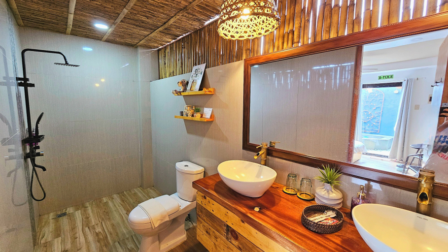 Bathroom 4, The Farm Shack by SMS Hospitality, Amadeo