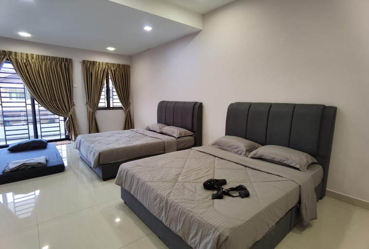 Bedroom, Austin2 24paxs Pool Table Karaoke BBQ Corner Unit, Johor Bahru