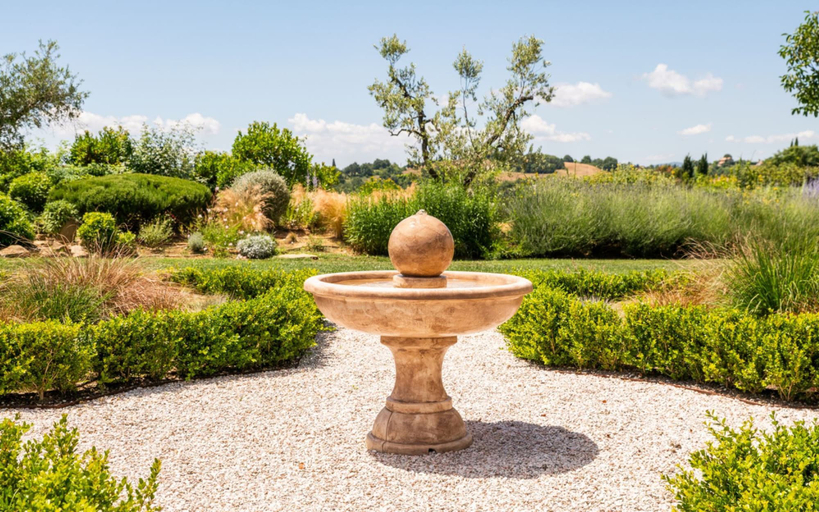 Room 2, Luxury Farmhouse in Umbria-podere Montecani, Terni