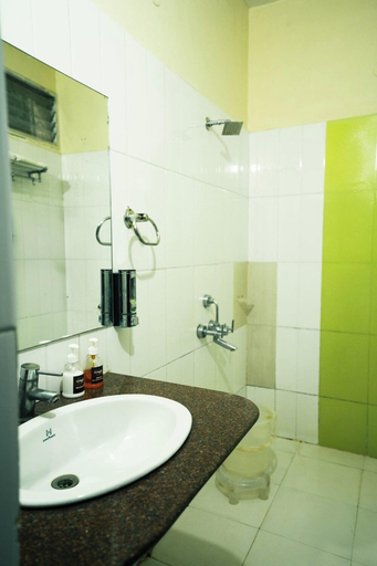 Bathroom 5, Mogli Resorts Kanha, Mandla