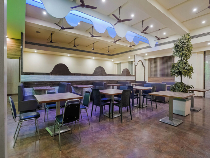 Food & Drinks 5, Hotel Tej Plaza Near IGI Airport Delhi, Delhi