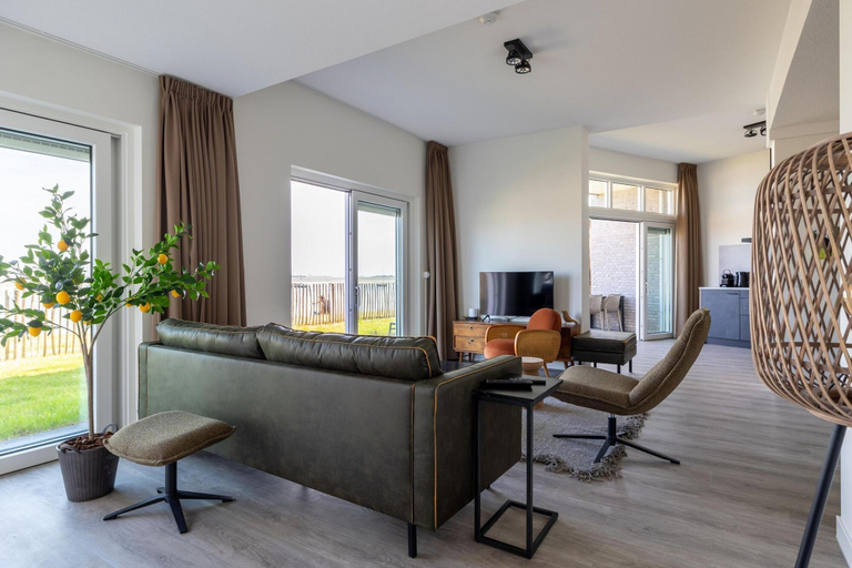Room 5, Lux Apvm Lagunab-havenw 8-32 S-annaland, Tholen