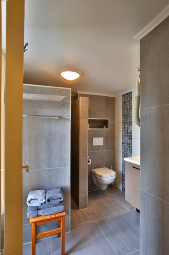Bathroom, Auberge Des Cretes, Namur