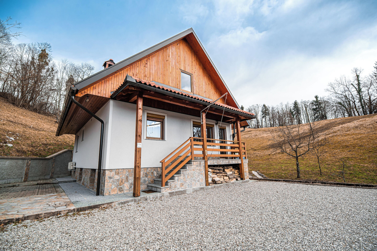 Valley View Holiday Home Mrak With Sauna, Tolmin