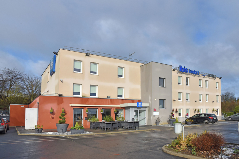 Exterior & Views 2, ibis budget Noyon, Oise