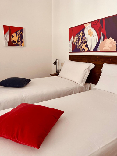 Others 5, Carrales Guest House, Nuoro