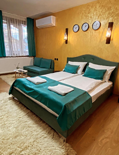 Others 2, Rooms in Leshten, Garmen
