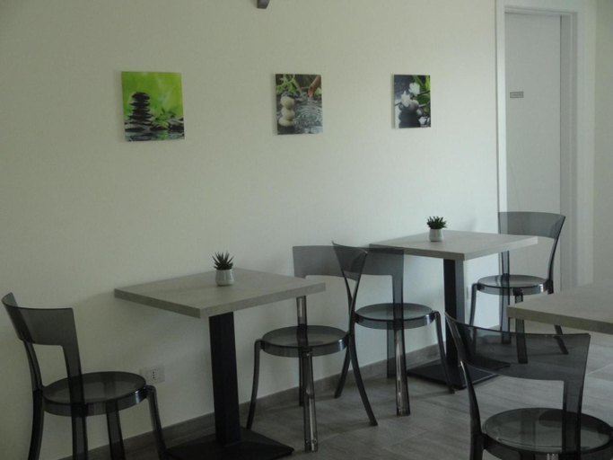 Food & Drinks 4, Monte Zucco Relax self check in, Bergamo