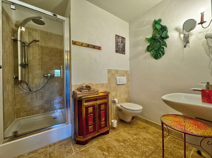 Bathroom 4, The Oak Lodge, Lwówek Śląski