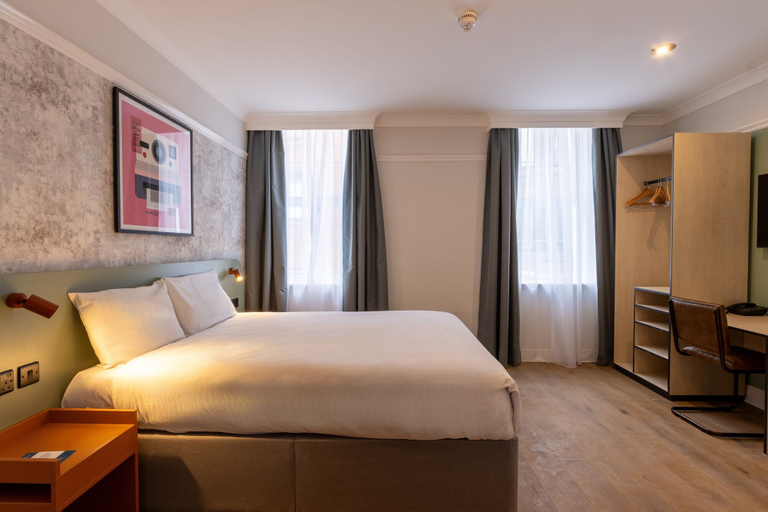 Bedroom 3, Garner Reading City Centre by IHG, Reading