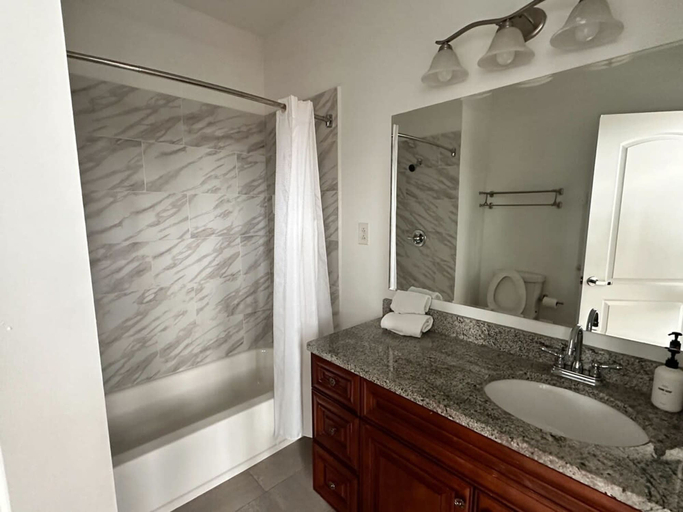 Room 1, Sosuite 2BR Apt w W D Gym On-site Restaurant, Philadelphia