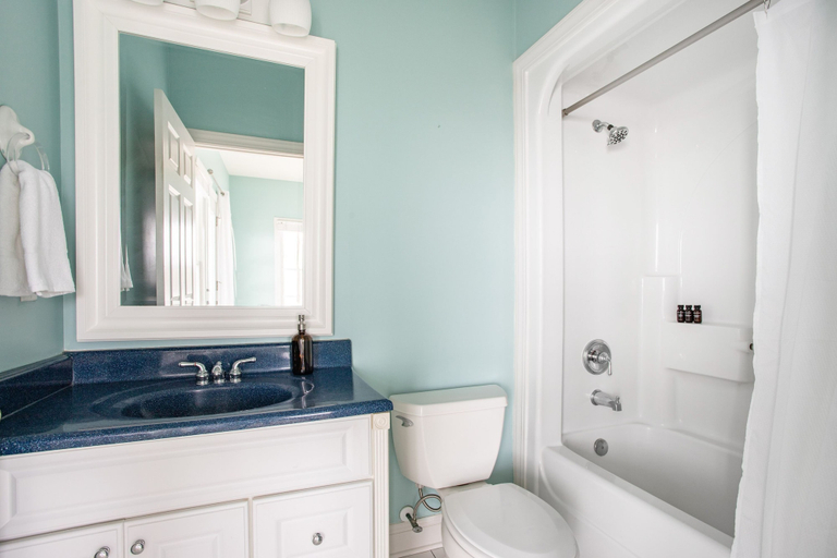 Room 4, Poseidon By Avantstay On The Beach Two Ocean Facing Balconies Hot Tub, Charleston